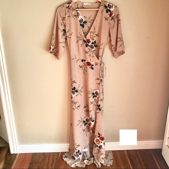 Dresses & Skirts - High-low Floral Maxi Dress